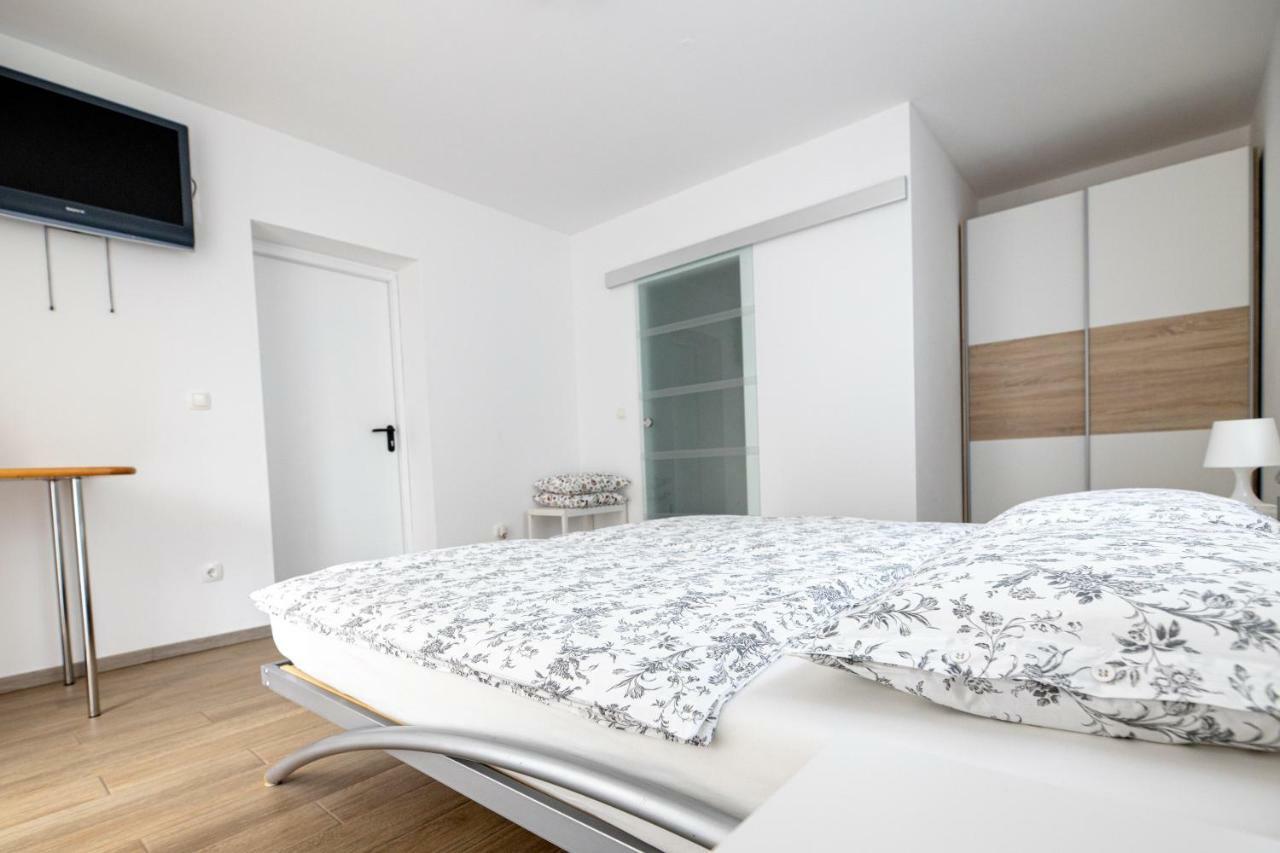 Sobe Meta Bed and Breakfast Brezje Εξωτερικό φωτογραφία